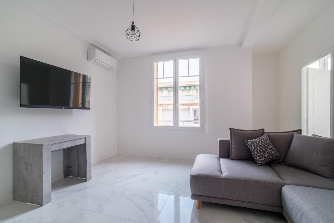 Villa J Juan-les-Pins Ngoại thất bức ảnh